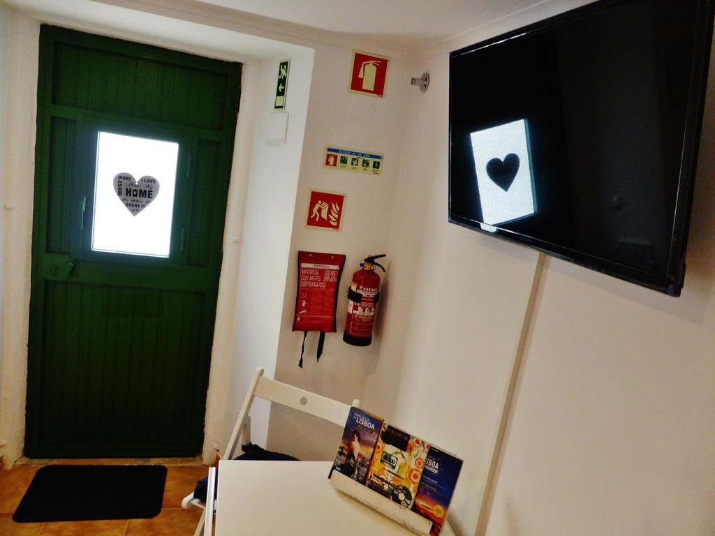 Apartamento Embaixador Mateus Lissabon Zimmer foto